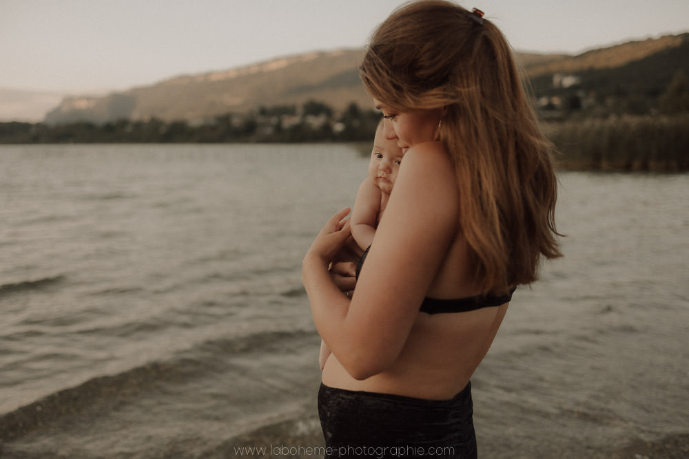 photographe intime bebe lac du Bourget